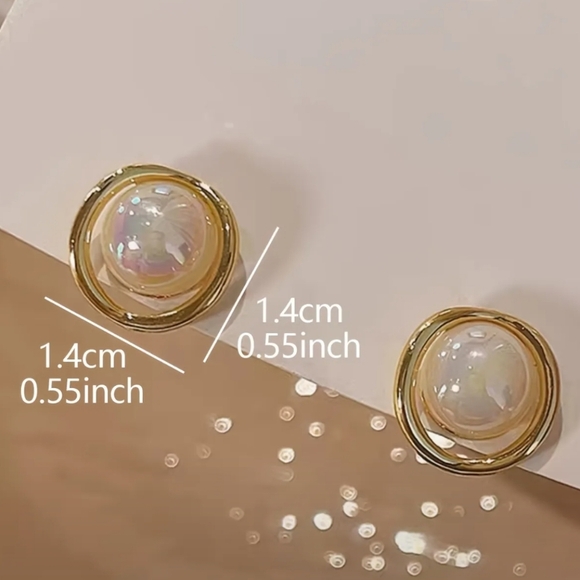 Gold and Pearl Earrings - Picture 3 of 3